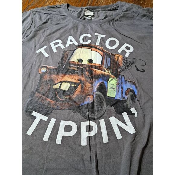 2XL Disney Pixar Cars Tow Mater Tractor Tipping Cotton Short Sleeve Tshirt Tee - Picture 2 of 3